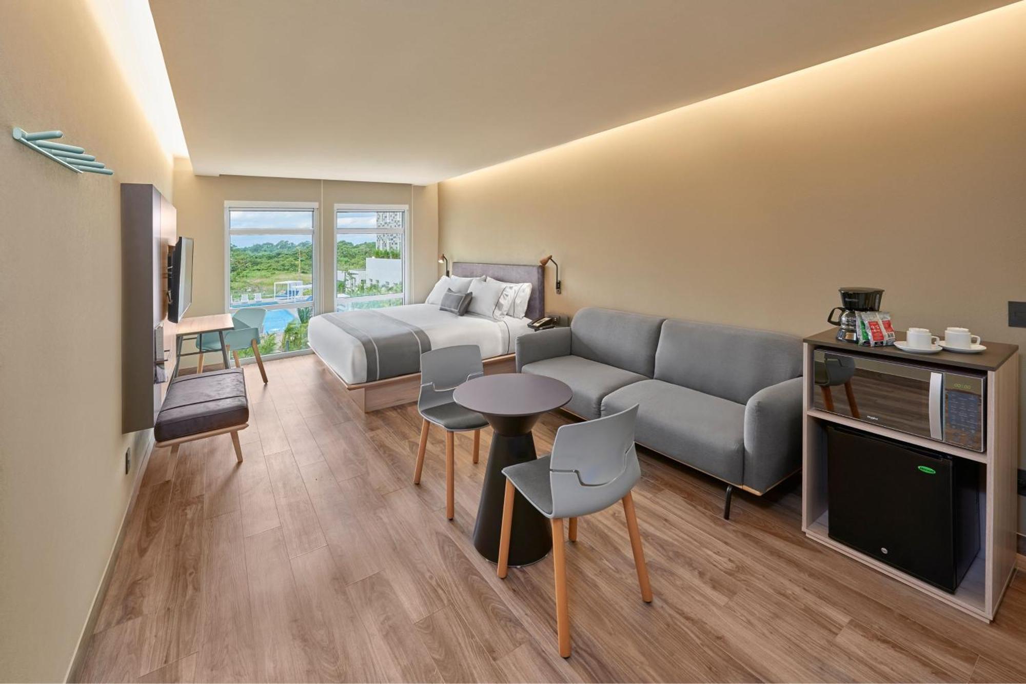 City Express Plus By Marriott Cancun Aeropuerto Riviera Zewnętrze zdjęcie